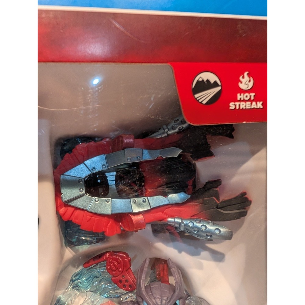 Skylanders Superchargers PS4 Figures ActiVision Starter Pack Game Brand New - Picture 4 of 12